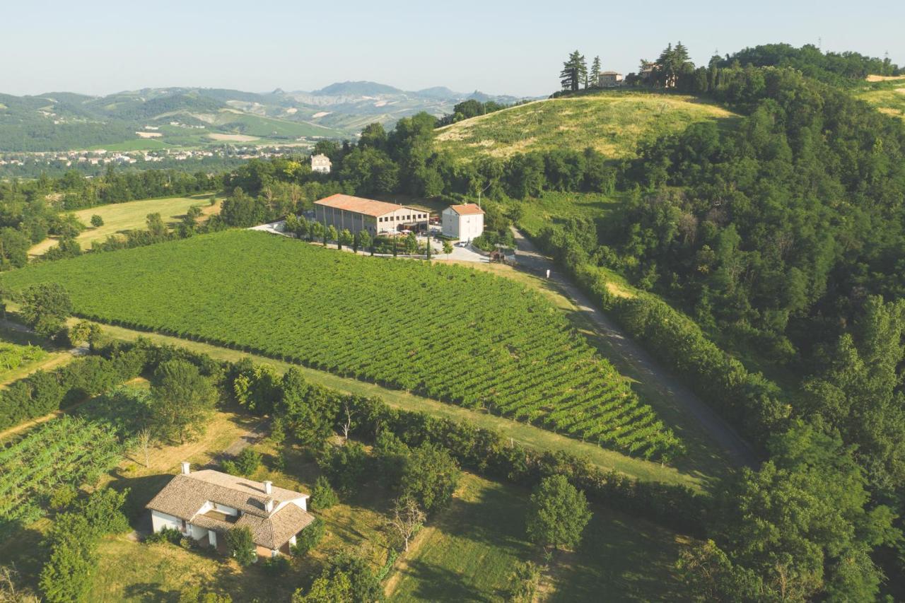 Agriturismo Oinoe Traversetolo Buitenkant foto